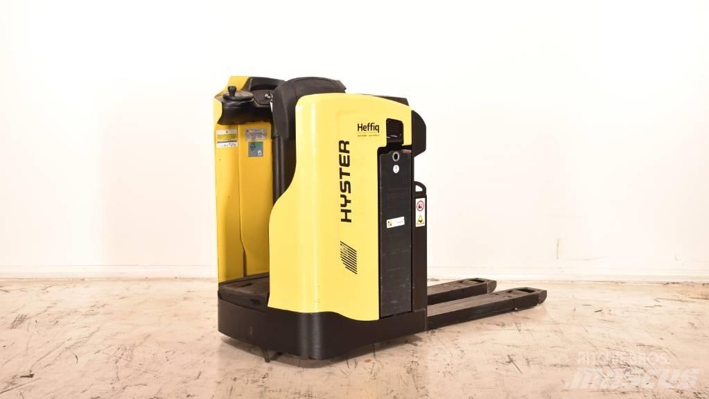 Hyster RP2.0N Χειροκίνητο περονοφόρο ανυψωτικό με πλατφόρμα
