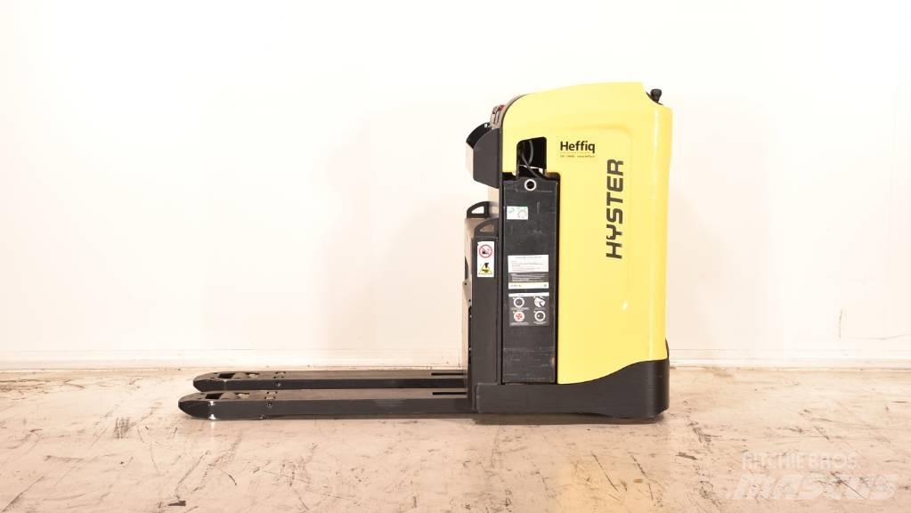Hyster RP2.0N Χειροκίνητο περονοφόρο ανυψωτικό με πλατφόρμα
