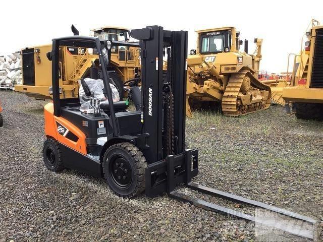 Doosan D25S-9 Πετρελαιοκίνητα Κλαρκ