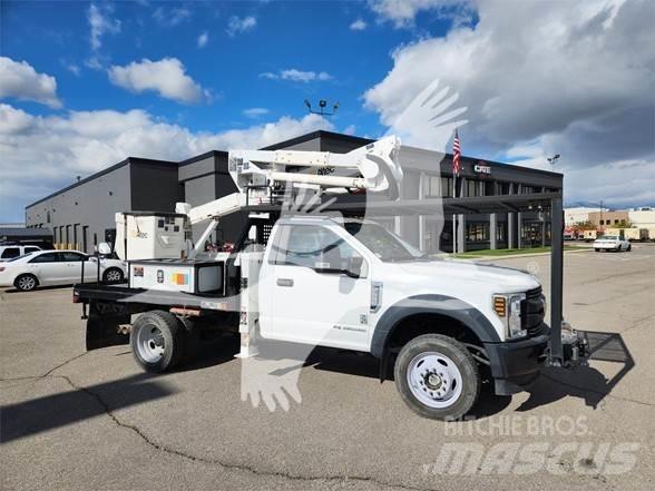 Altec AT37G Εναέριες πλατφόρμες τοποθετημένες σε φορτηγό
