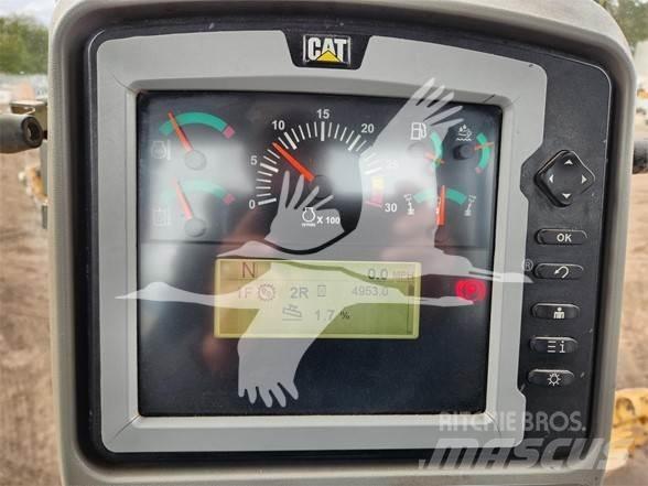 CAT 12M3 AWD Γκρέιντερς