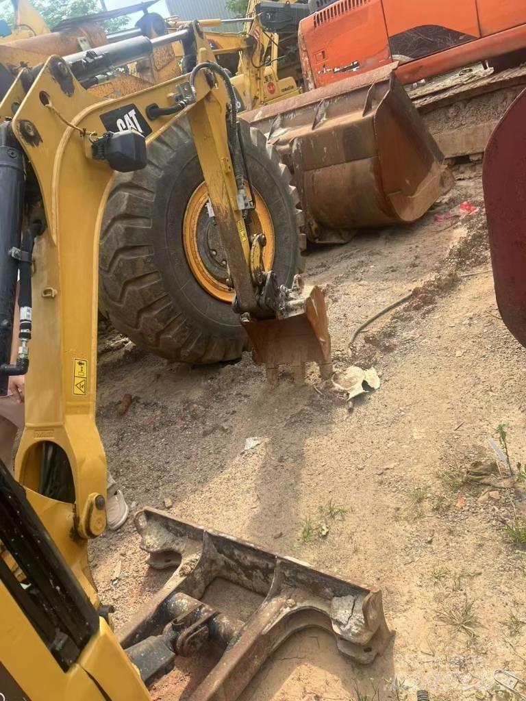 CAT 301.7 Εκσκαφάκι (διαβολάκι) < 7t