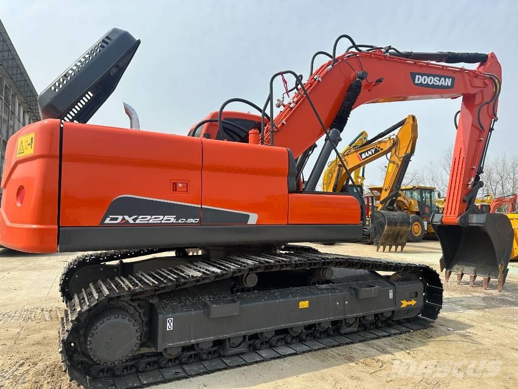 Doosan DX 225LC-9C Εκσκαφείς με ερπύστριες