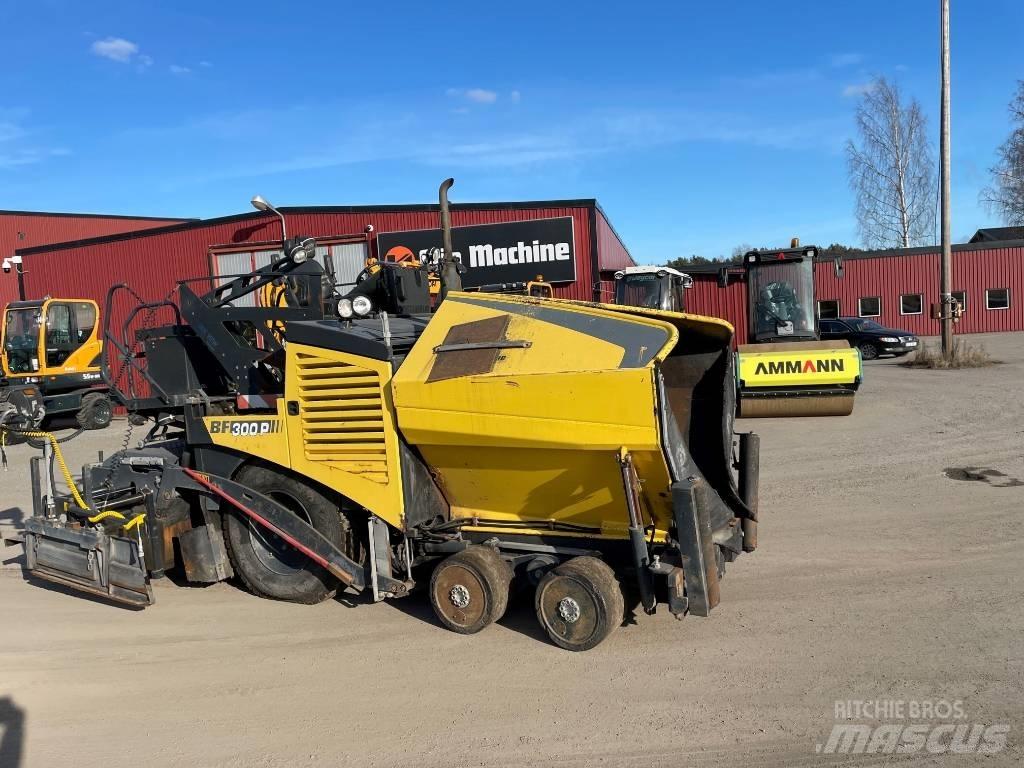 Bomag BF 300 P Επίστρωση ασφάλτου