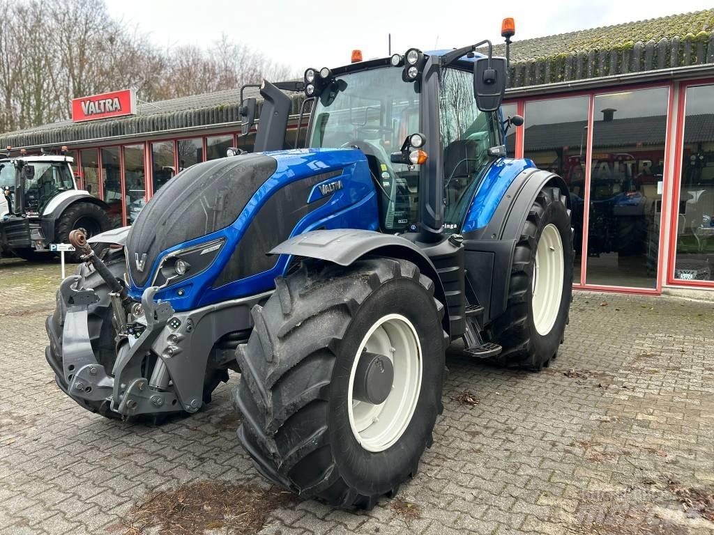 Valtra T 214 Versu Τρακτέρ