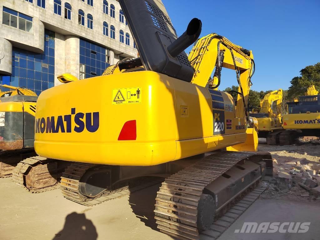 Komatsu PC 220-7 Εκσκαφείς με ερπύστριες