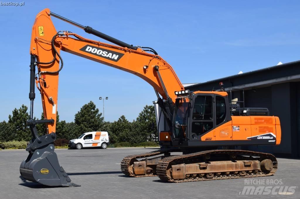 Doosan DX 255 LC-7 Εκσκαφείς με ερπύστριες