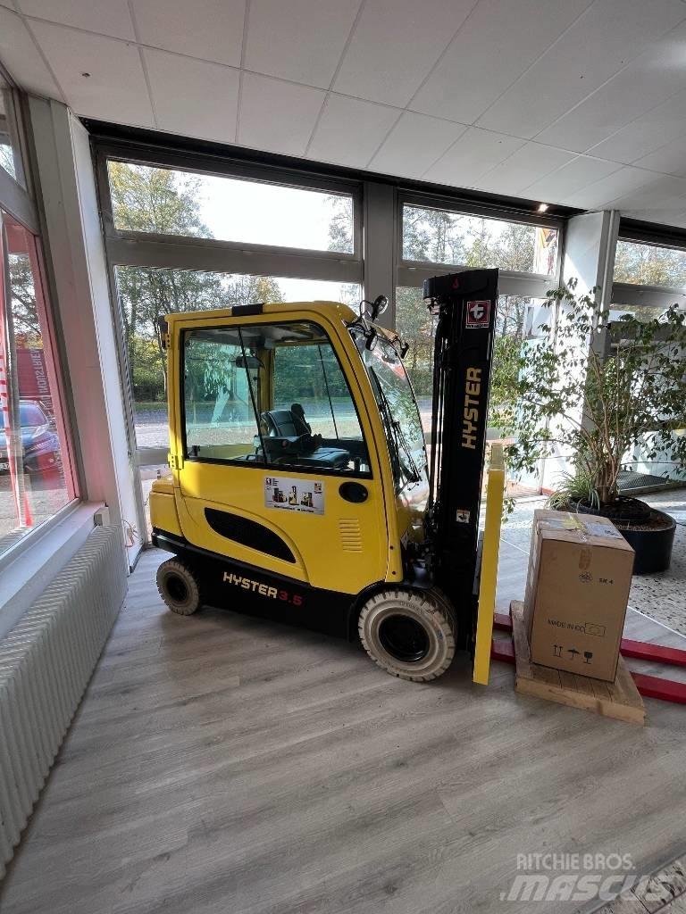 Hyster J3.5XN Ηλεκτρικά περονοφόρα ανυψωτικά κλαρκ