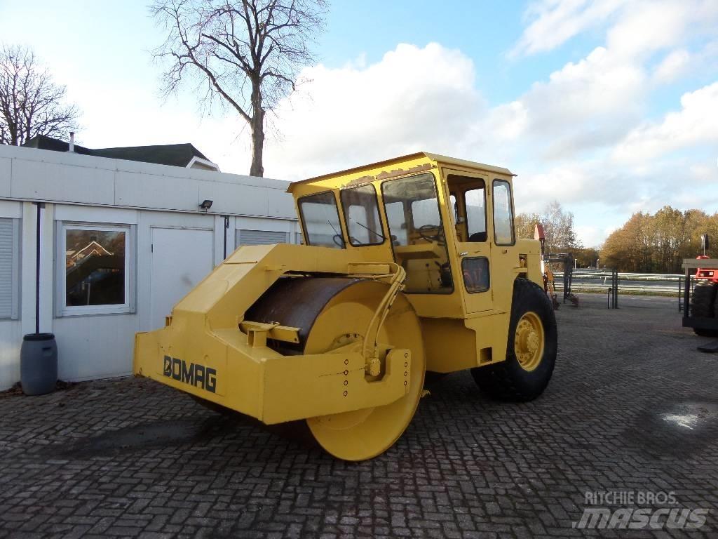 Bomag BW 211 AD Οδοστρωτήρες μονού κυλίνδρου