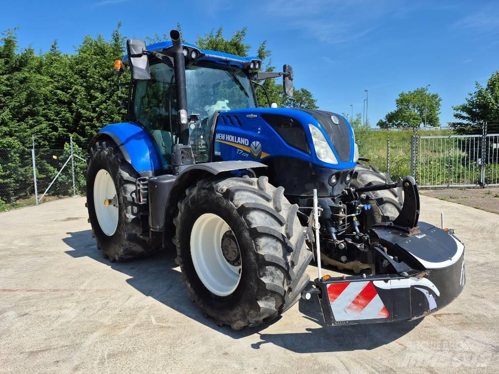 New Holland T7.225 Τρακτέρ