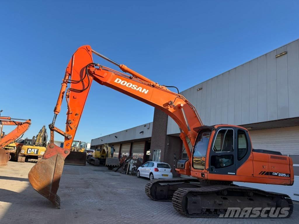Doosan DX225LC Εκσκαφείς με ερπύστριες