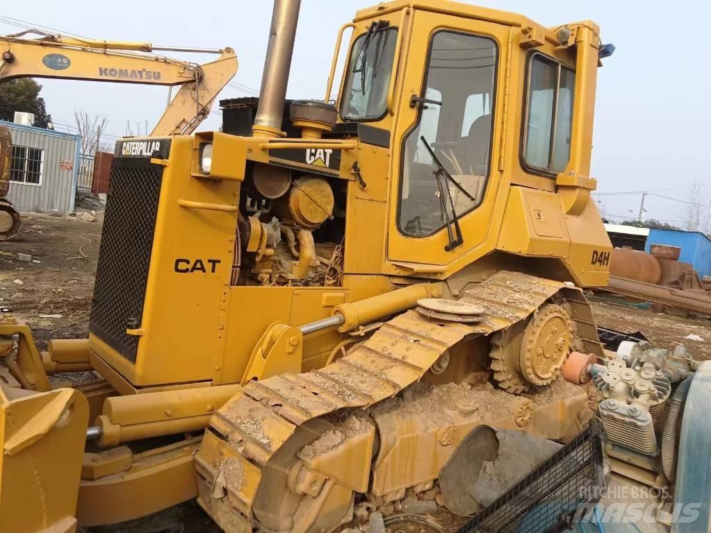 CAT D 4 H Μπουλντόζες με ερπύστριες