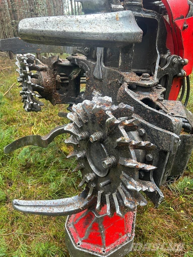 Komatsu 911.5 Θεριζοαλωνιστικές μηχανές