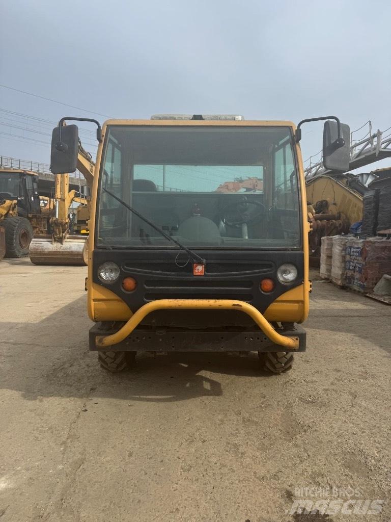 Ausa Utility Vehicle Χρηστικές μηχανές