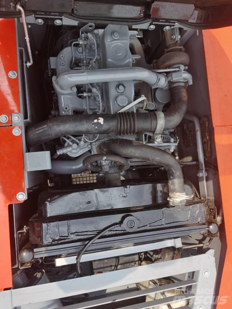 Hitachi EX 120-5 Εκσκαφείς με ερπύστριες