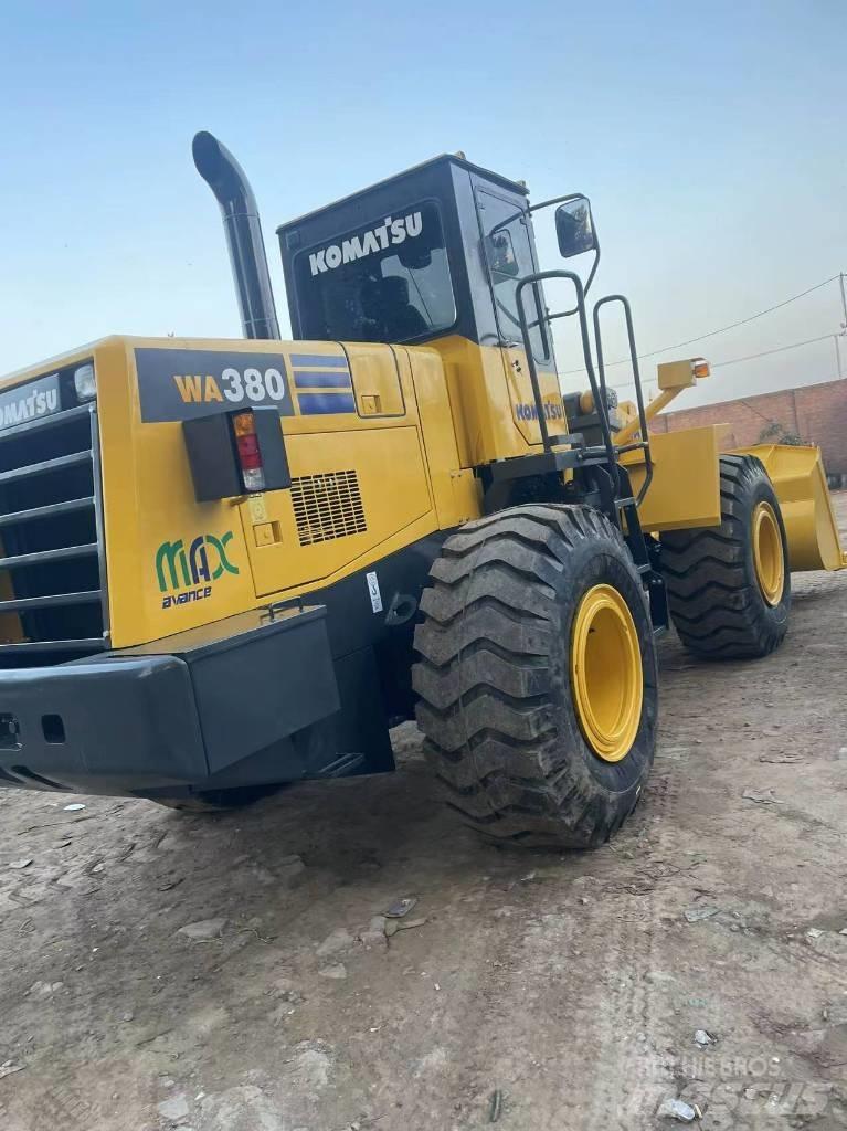 Komatsu WA 380 Φορτωτές με λάστιχα (Τροχοφόροι)