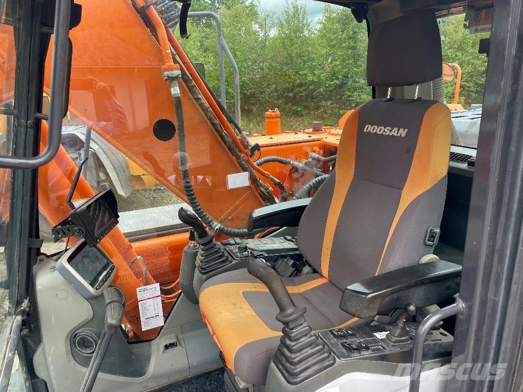 Doosan DX 180 LC-3 Εκσκαφείς με ερπύστριες