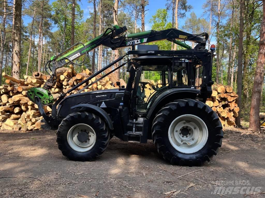 Valtra T183 Vesu Τρακτέρ
