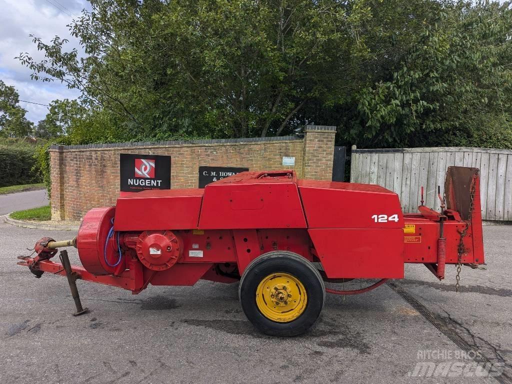 Massey Ferguson 124 Πρέσες τετράγωνων δεμάτων