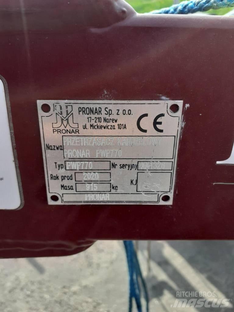 Pronar PWP 770 Τσουγκράνες και χορτοξηραντικές μηχανές