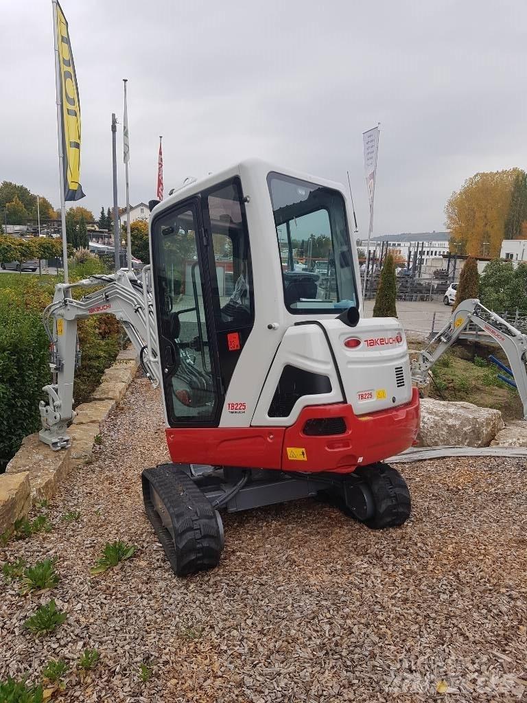 Takeuchi TB225 Εκσκαφάκι (διαβολάκι) < 7t