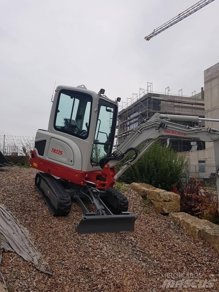 Takeuchi TB225 Εκσκαφάκι (διαβολάκι) < 7t