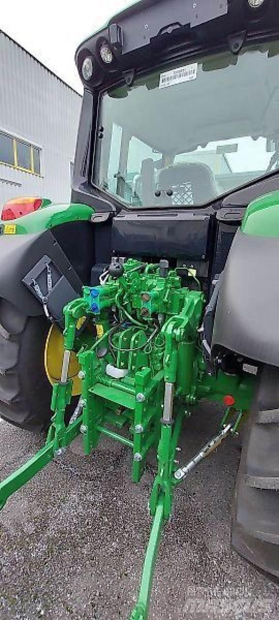 John Deere 6090m Τρακτέρ