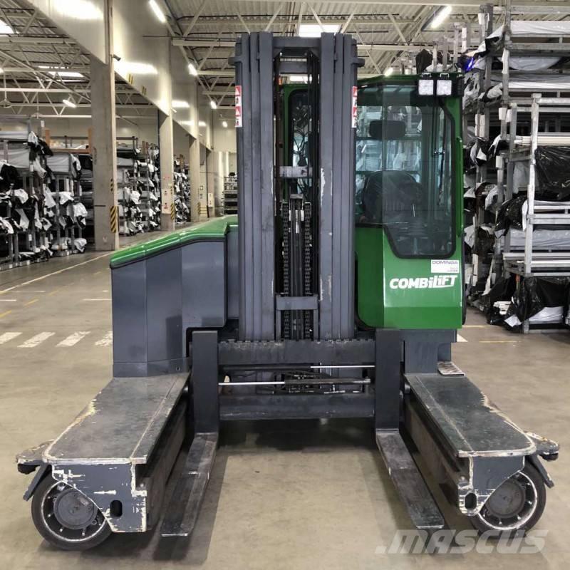 Combilift C 4000 ET Ανυψωτικά στενών δρόμων 4 κατευθύνσεων