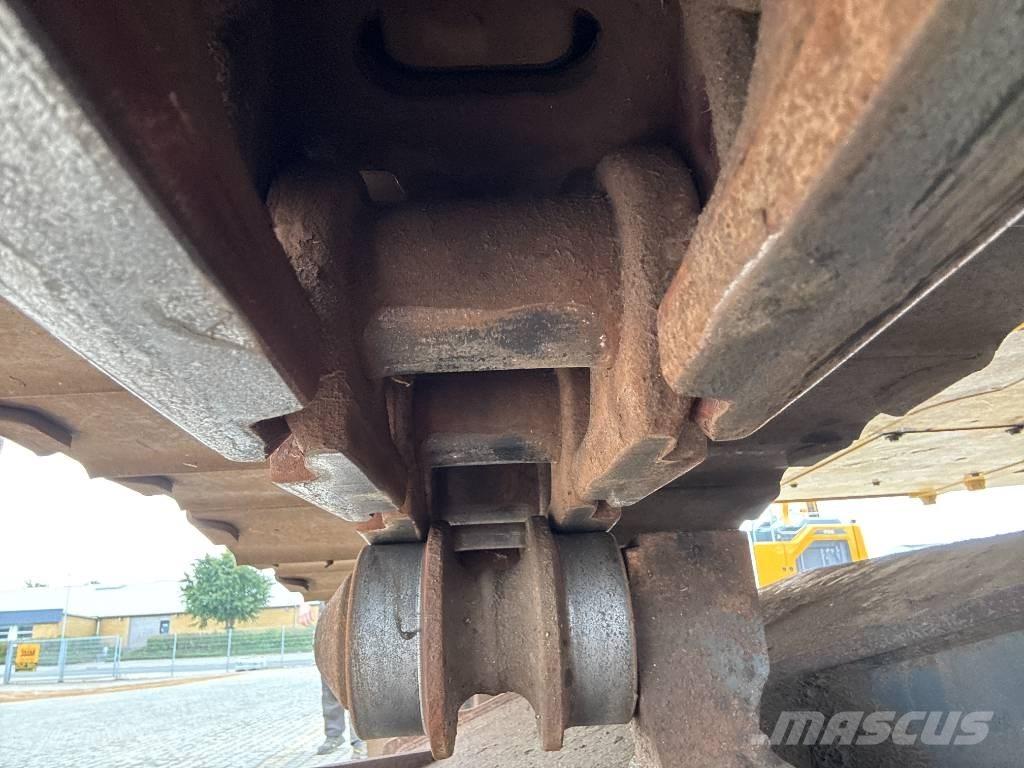 Komatsu HB215LC-1 Βιομηχανικά μηχανήματα διαχείρισης αποβλήτων