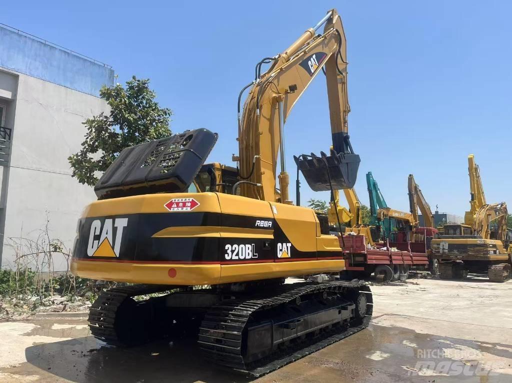 CAT 320 B L Εκσκαφείς με ερπύστριες