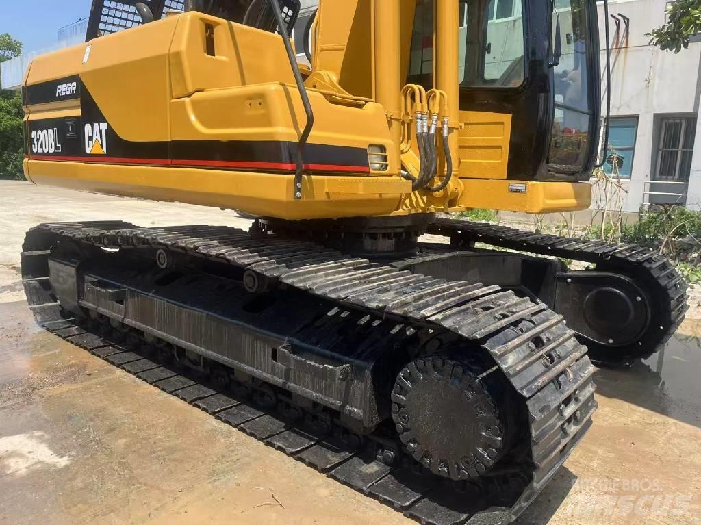 CAT 320 B L Εκσκαφείς με ερπύστριες