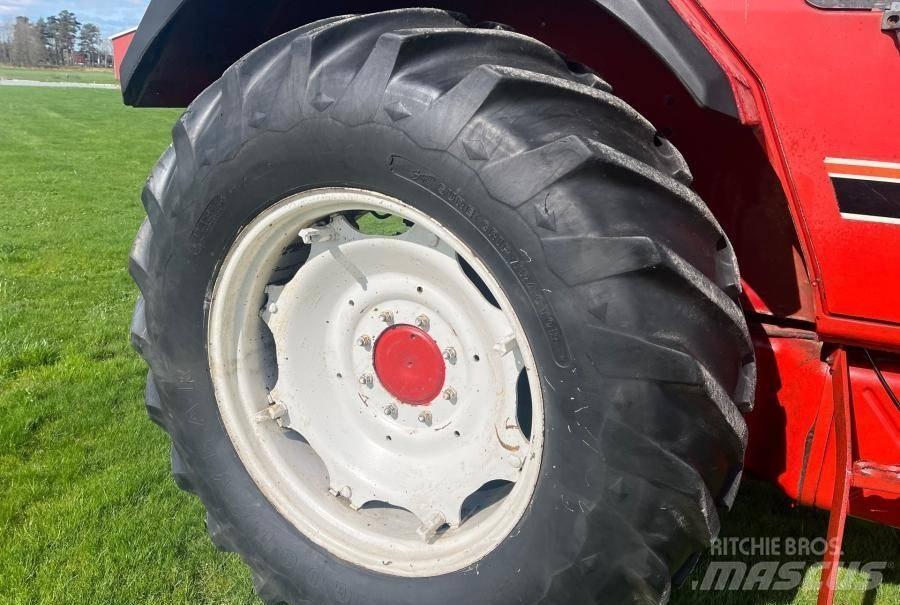 Case IH 844 XL Τρακτέρ