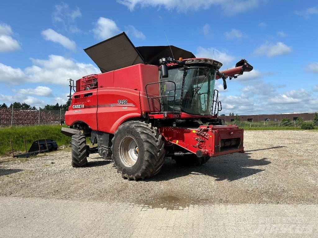Case IH 7250 Θεριζοαλωνιστικές μηχανές
