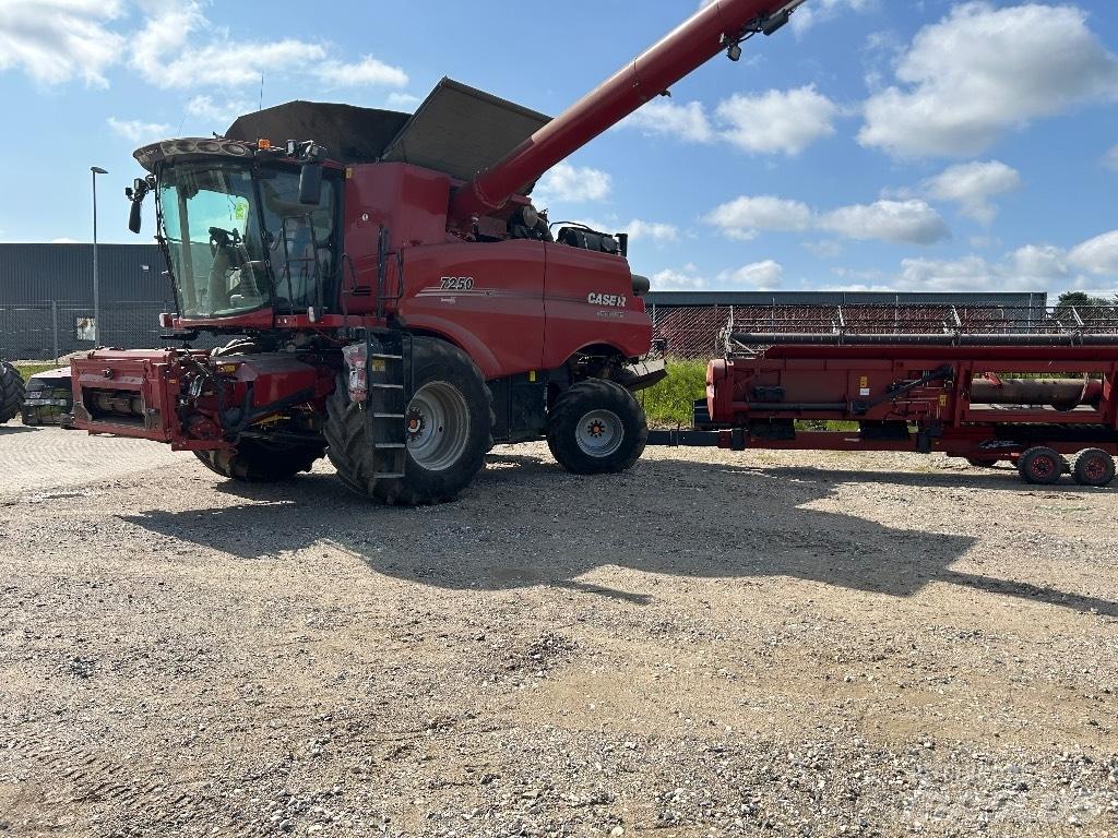 Case IH 7250 Θεριζοαλωνιστικές μηχανές