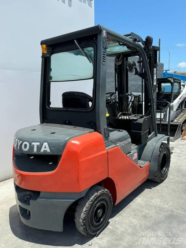 Toyota 8 FD U 25 Περονοφόρα ανυψωτικά κλαρκ - άλλα