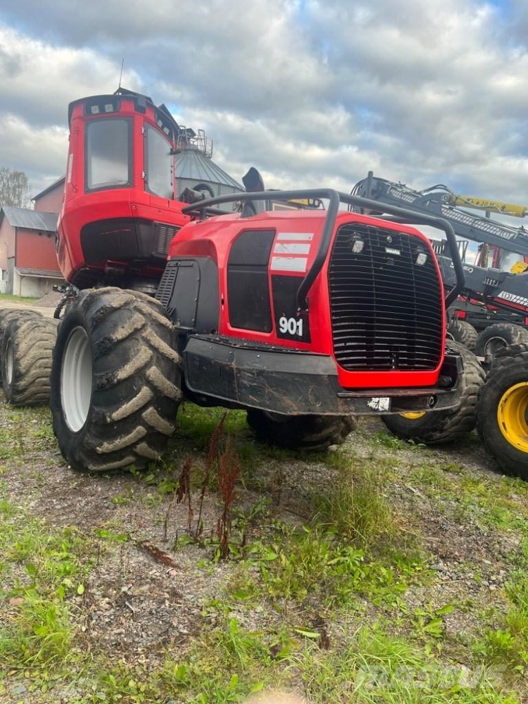 Komatsu XH901-5 Θεριζοαλωνιστικές μηχανές