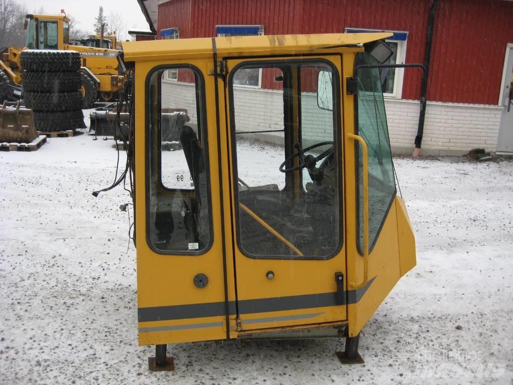 Zettelmeyer 802SI Καμπίνες και εσωτερικό