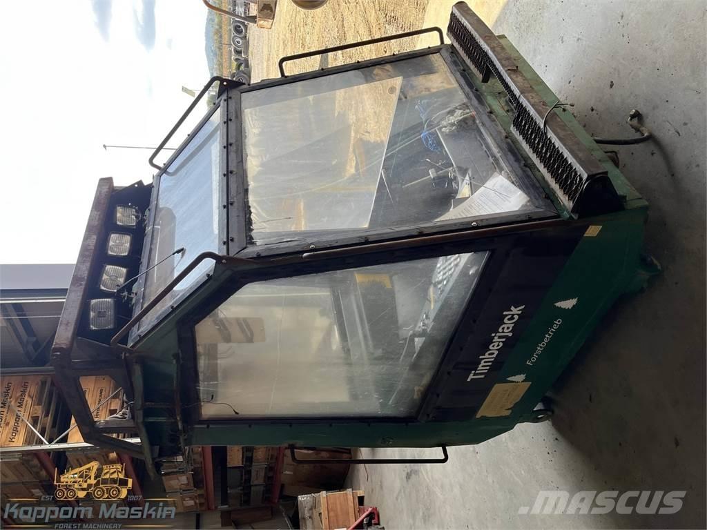 Timberjack 1270 Καμπίνες και εσωτερικό