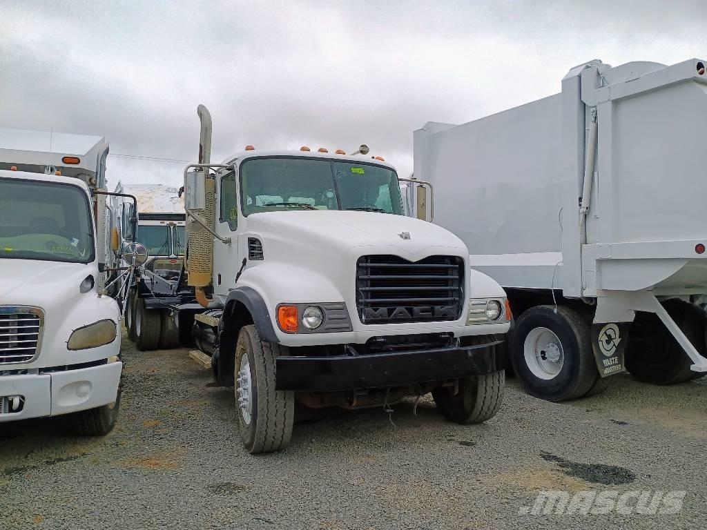 Mack CV 713 Φορτηγά με γερανό & γάτζο