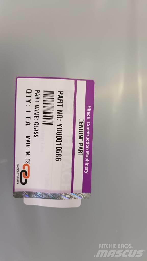 Hitachi ZX 19-5 Καμπίνες και εσωτερικό