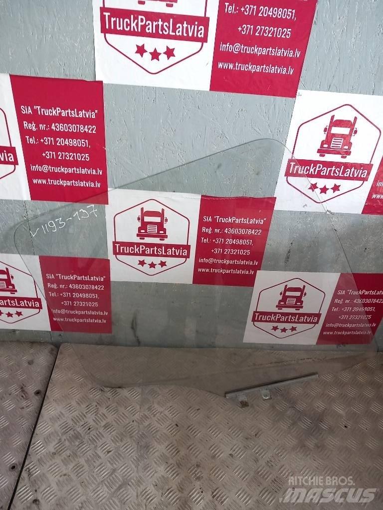 Volvo FH 12 20768971 Καμπίνες και εσωτερικό
