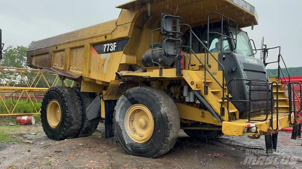 CAT 773 F Σπαστό Dump Truck ADT
