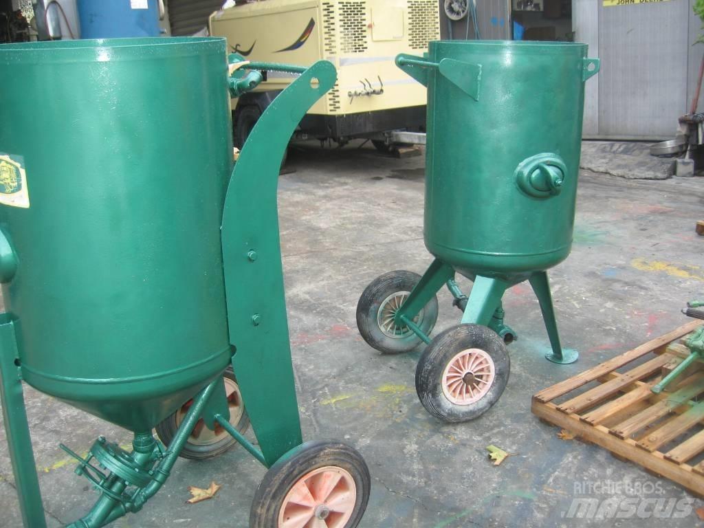 Atlas CLEMCO 50 L Διαστρωτήρες άμμου και αλατιού
