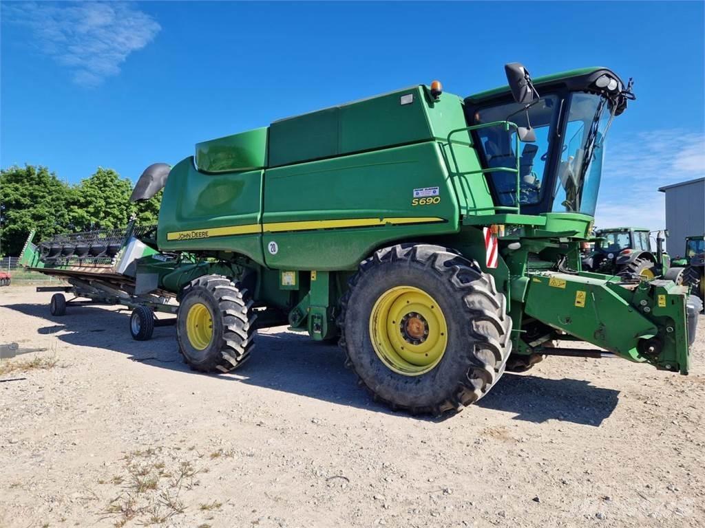 John Deere S690 Θεριζοαλωνιστικές μηχανές