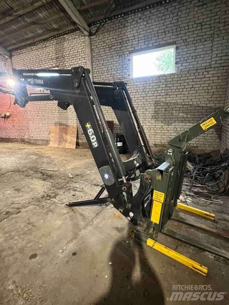 CLAAS Axion 840 Τρακτέρ