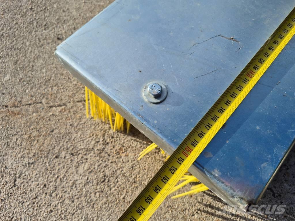 Knikmops KM 130 Φορτωτές με λάστιχα (Τροχοφόροι)