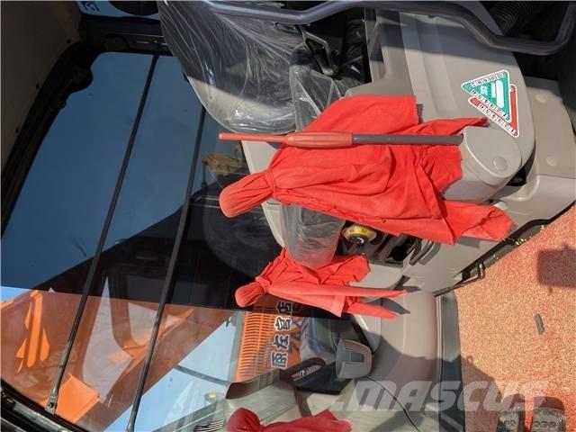 Hitachi ZX240 Εκσκαφείς με ερπύστριες