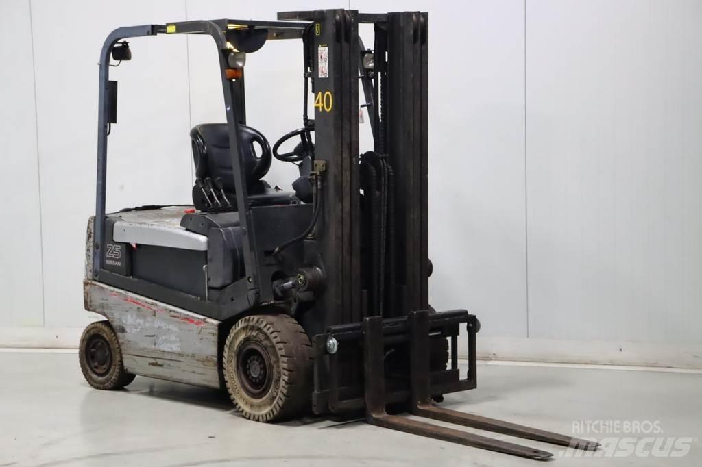 Nissan Q02L25CU Ηλεκτρικά περονοφόρα ανυψωτικά κλαρκ