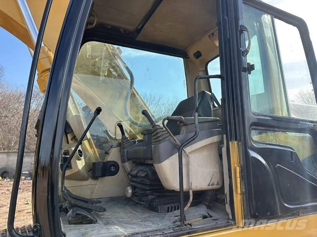 CAT 320 C L Εκσκαφείς με ερπύστριες