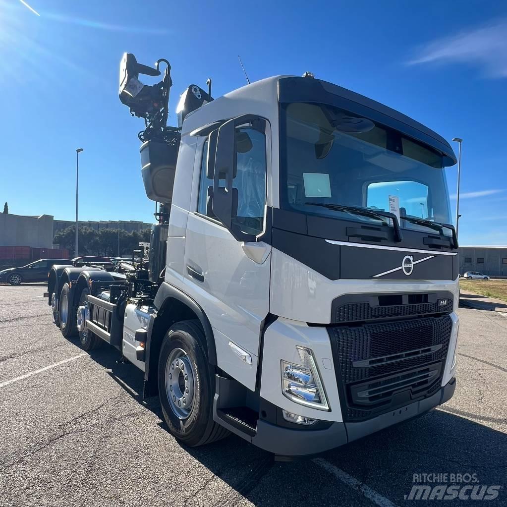 Volvo FM Φορτηγά με Γερανό